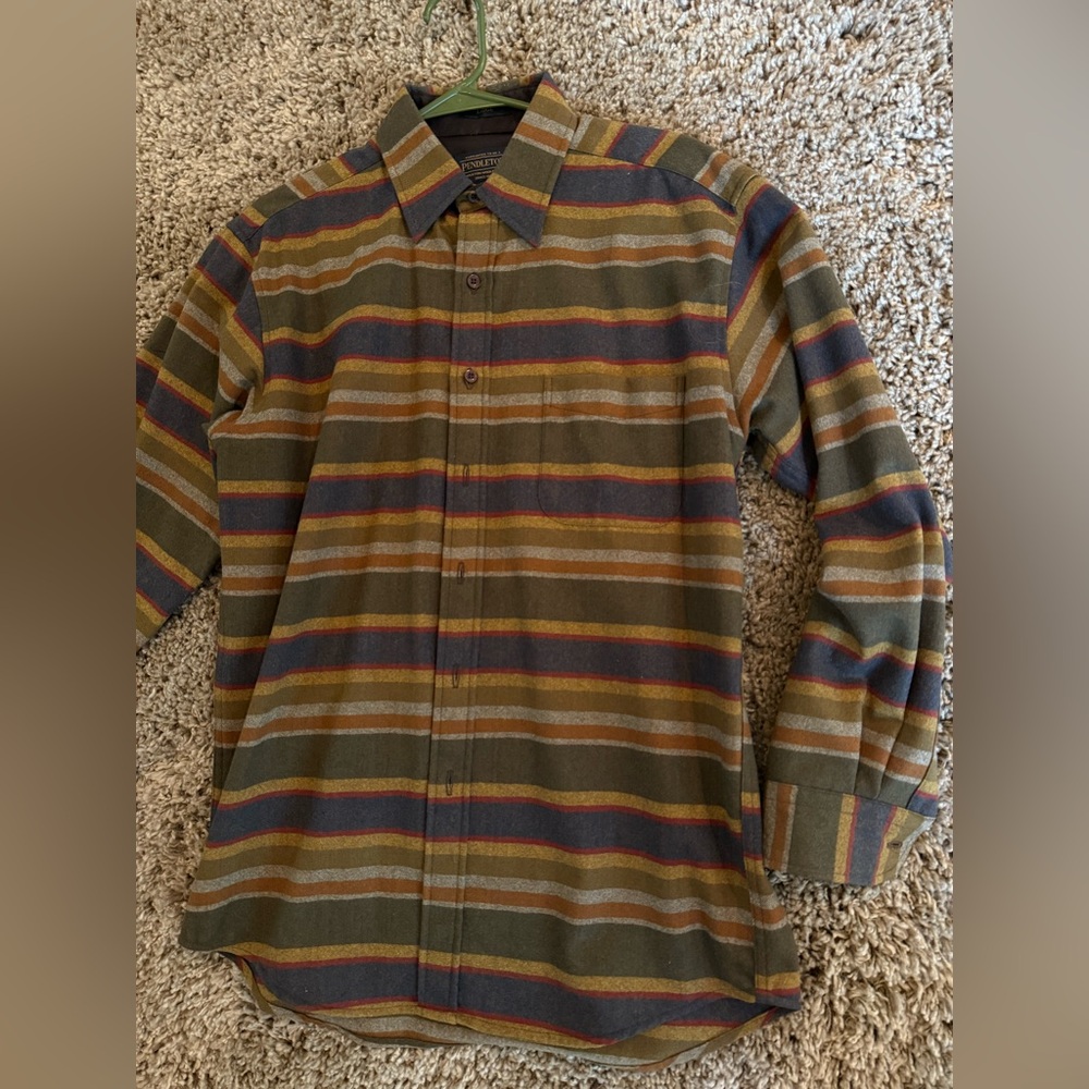 Excellent Condition Pendleton “Lodge” Wool Button… - image 6